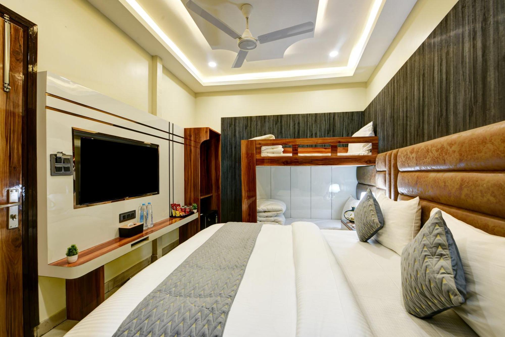New Frontier Hotel Delhi  Extérieur photo