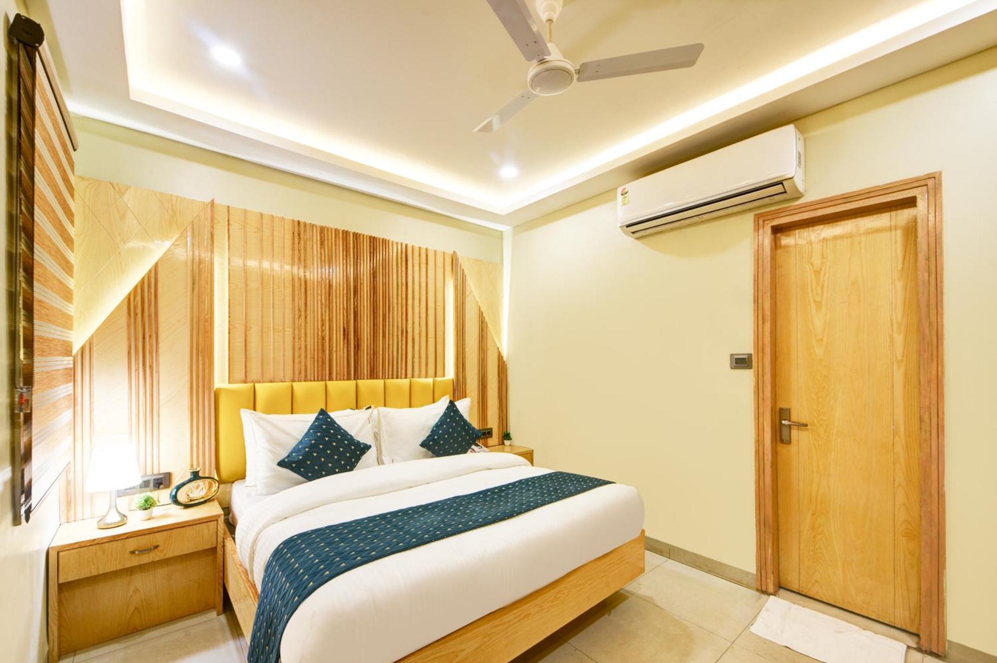 New Frontier Hotel Delhi  Extérieur photo