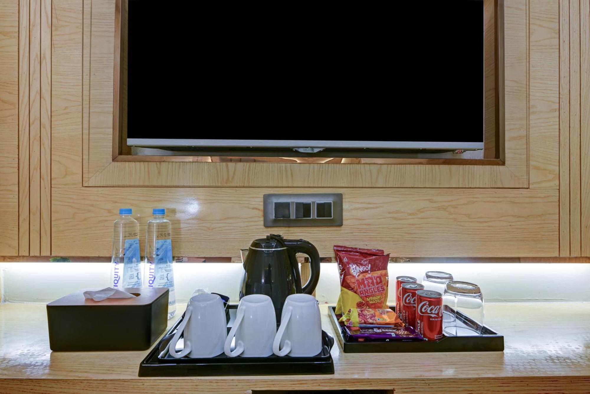 New Frontier Hotel Delhi  Extérieur photo