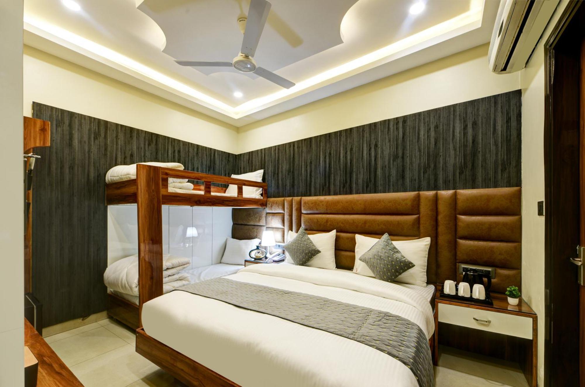 New Frontier Hotel Delhi  Extérieur photo